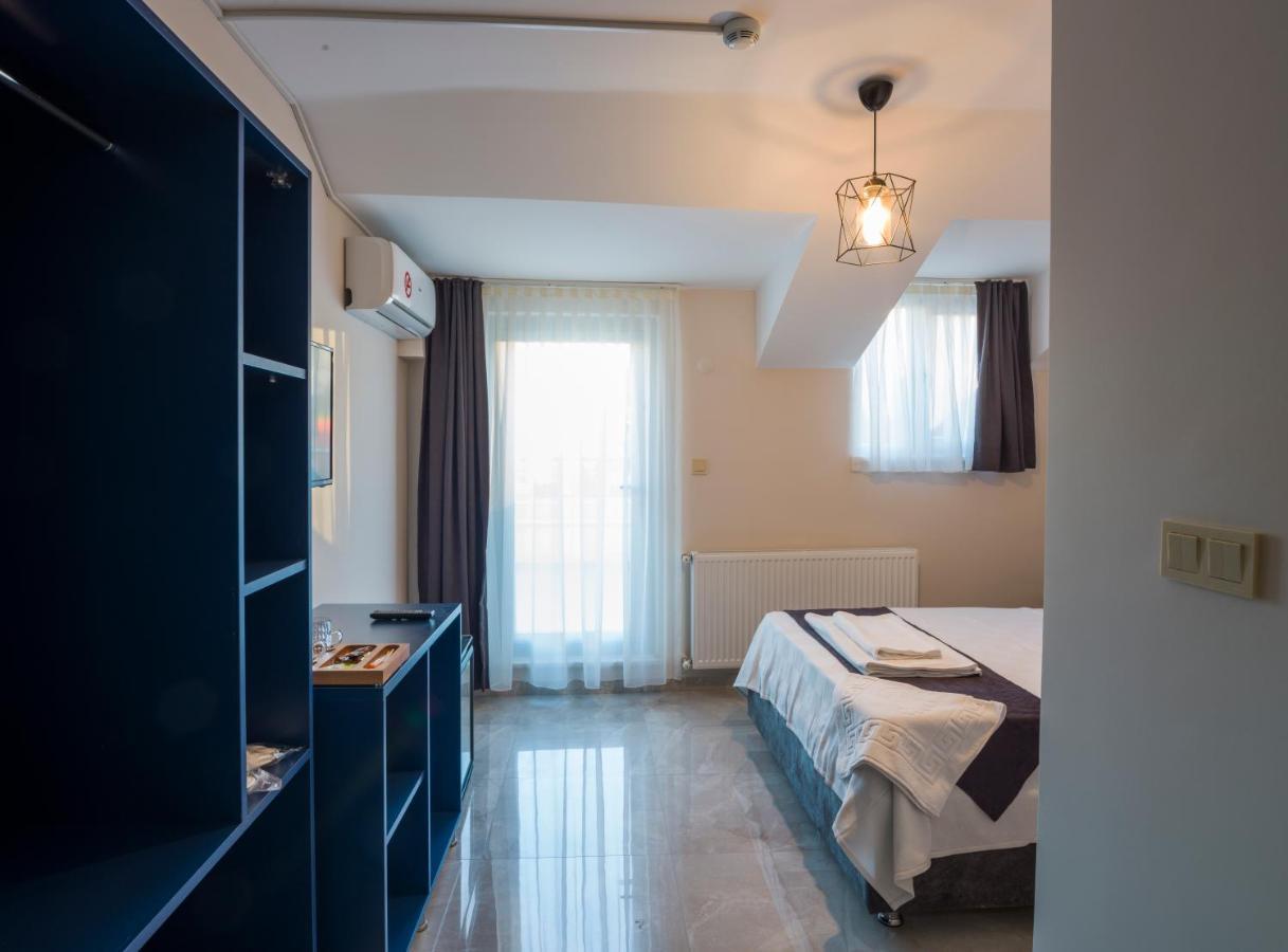 Mini Suite Otel อิสตันบูล ภายนอก รูปภาพ