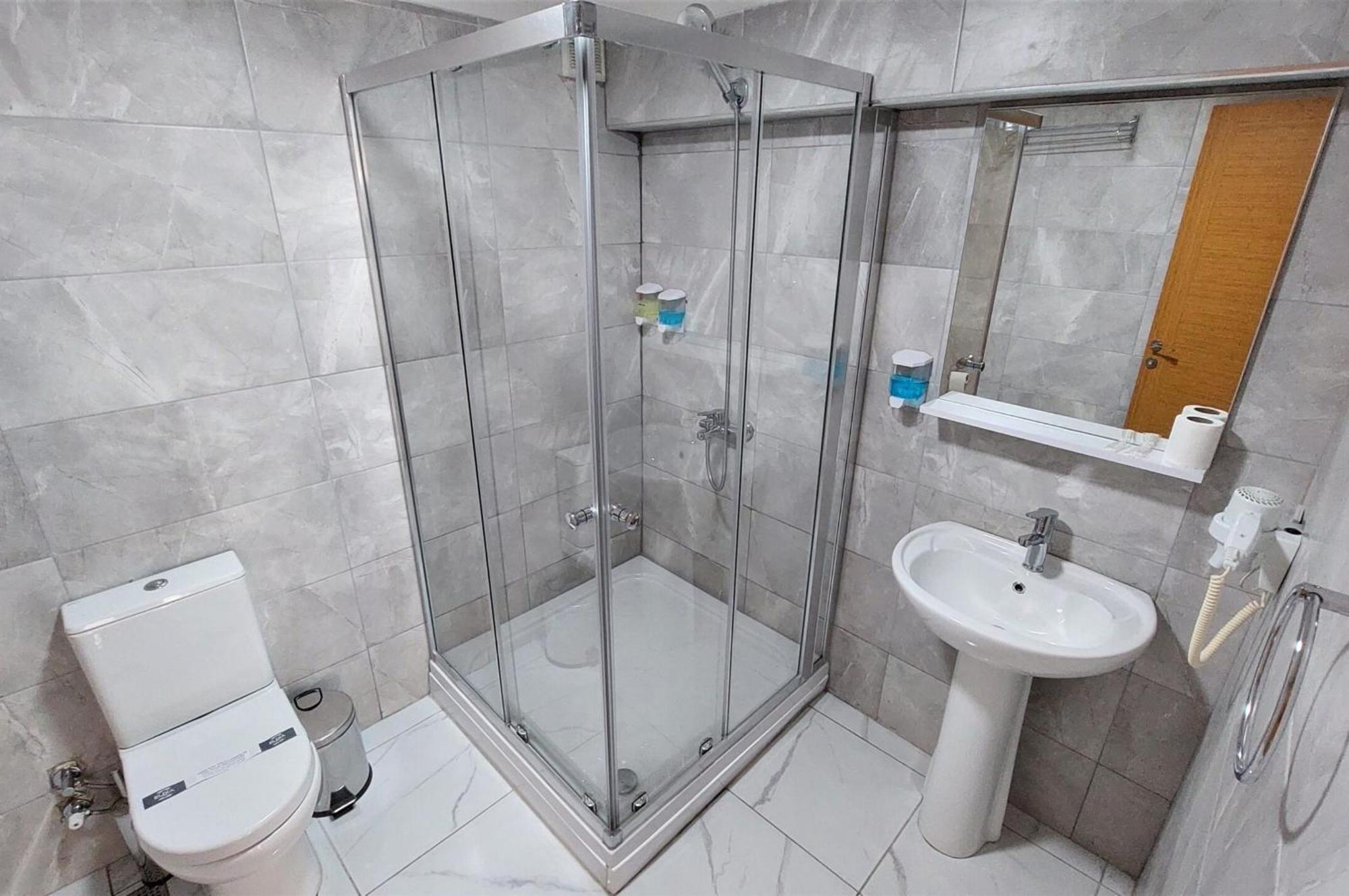 Mini Suite Otel อิสตันบูล ภายนอก รูปภาพ
