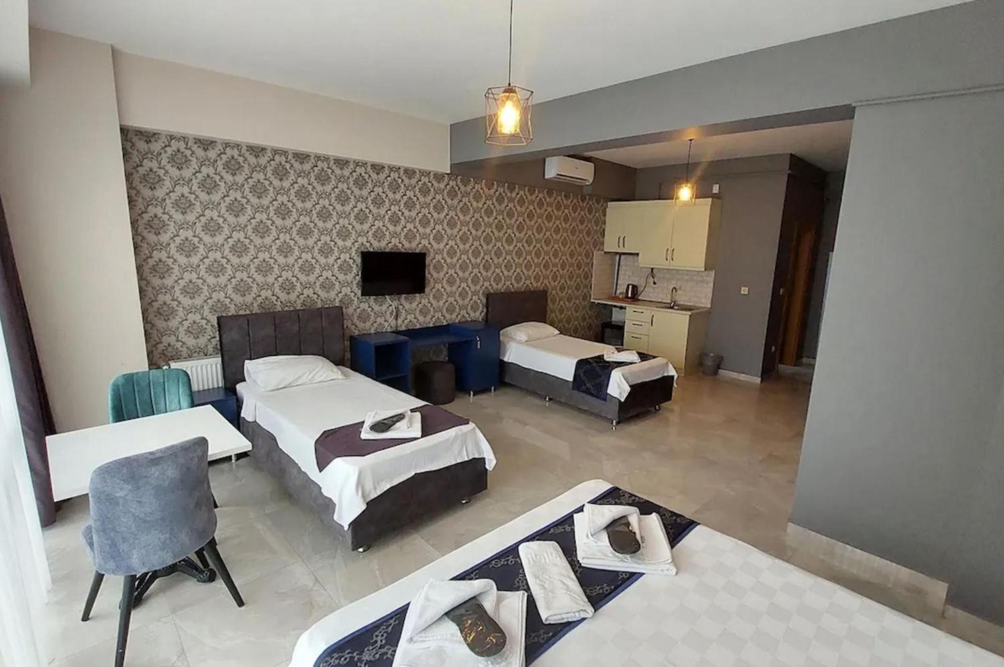 Mini Suite Otel อิสตันบูล ภายนอก รูปภาพ