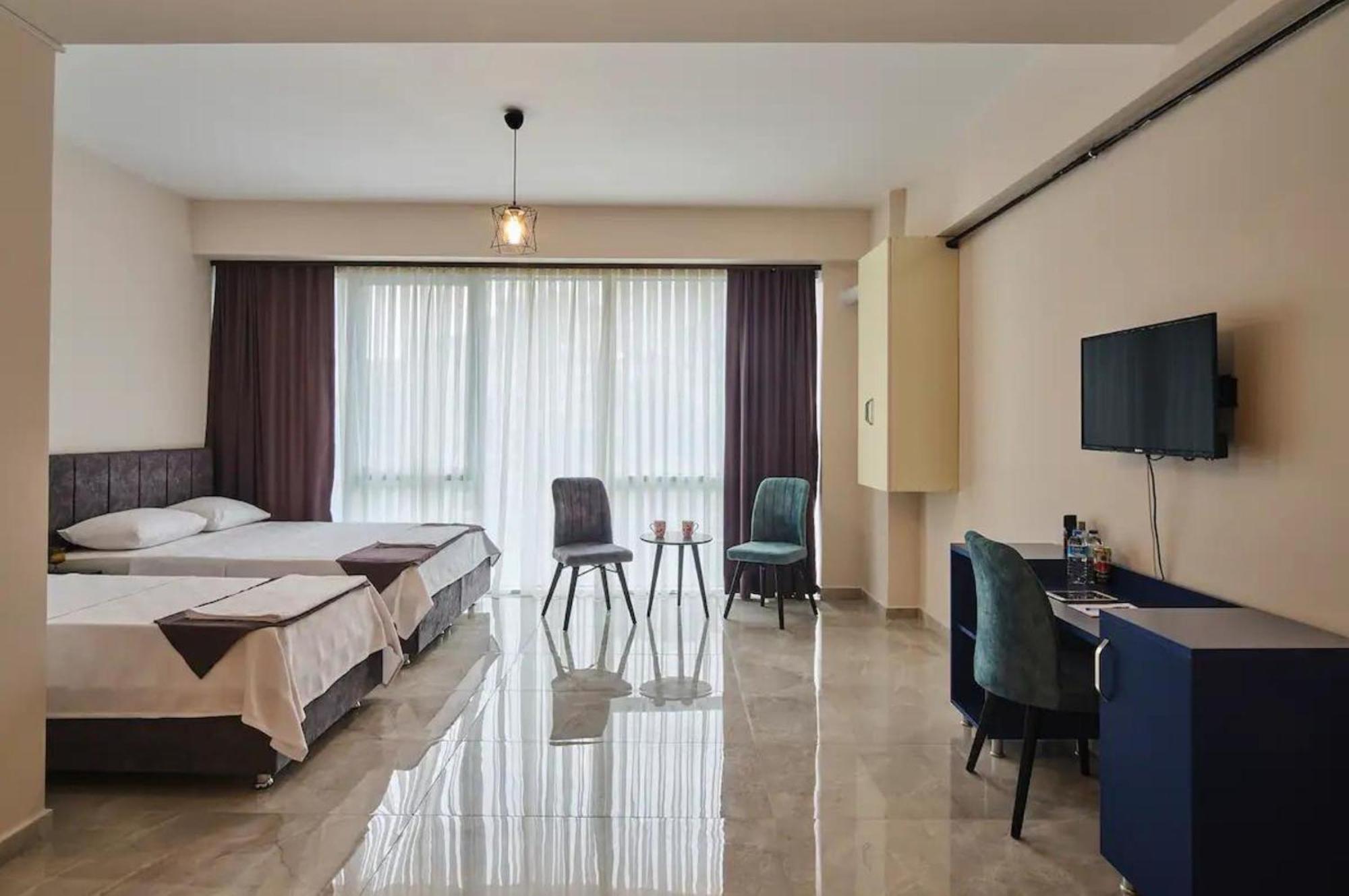 Mini Suite Otel อิสตันบูล ภายนอก รูปภาพ