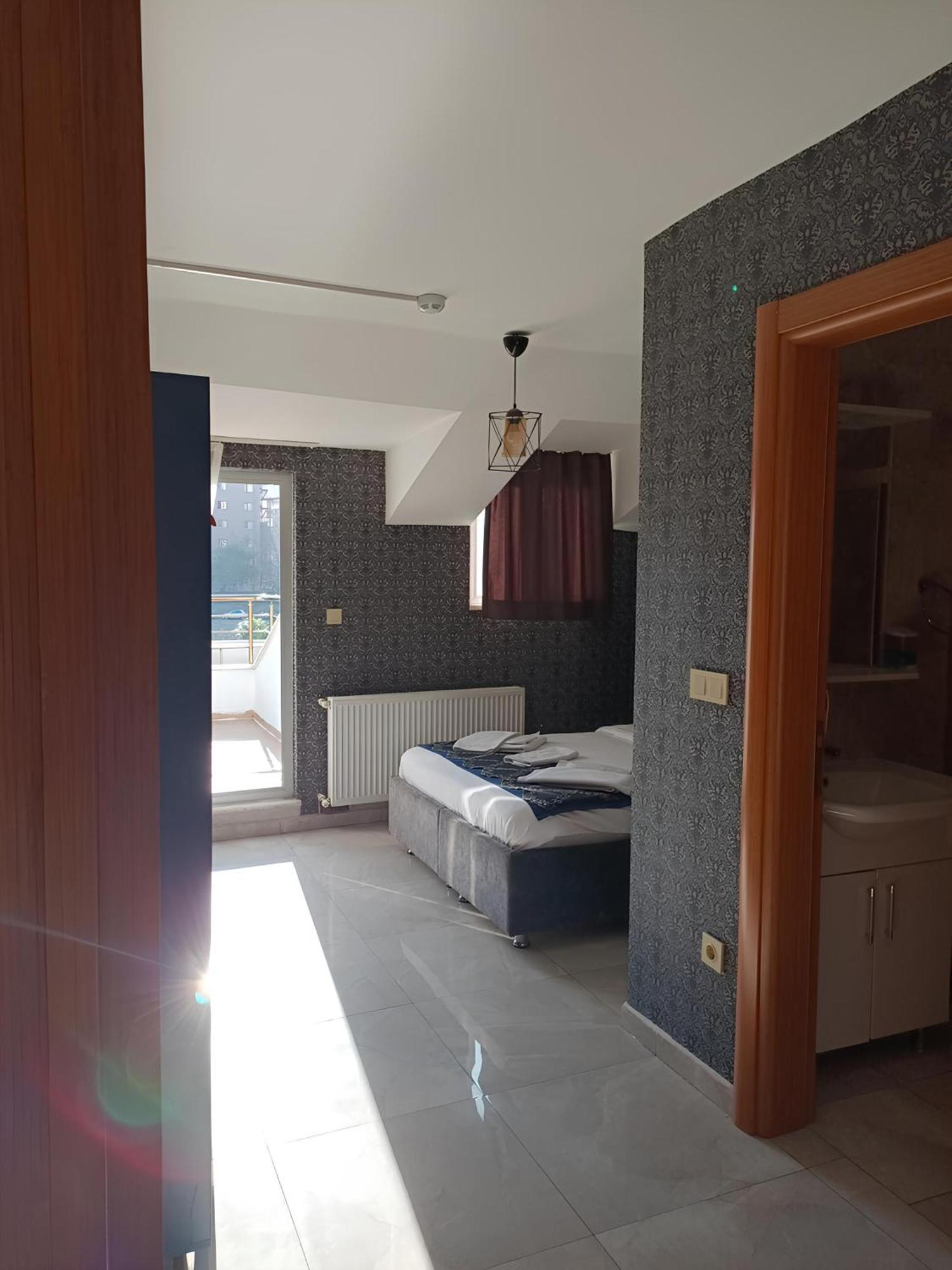Mini Suite Otel อิสตันบูล ภายนอก รูปภาพ